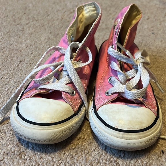 Converse | pink sneakers - Picture 4 of 5